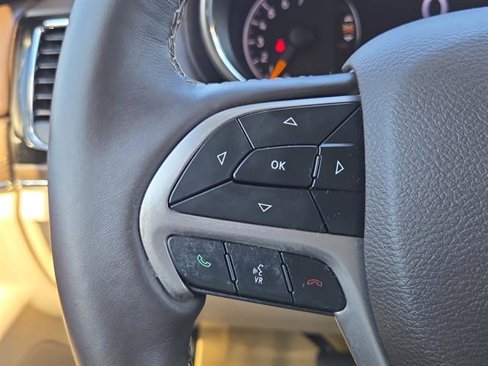 Used 2020 Jeep Grand Cherokee Overland image 22