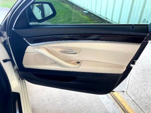 Used 2013 BMW 528i xDrive Sedan image 22