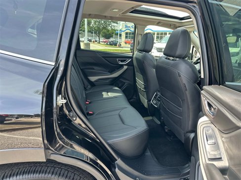 Used 2022 Subaru Forester Limited image 13