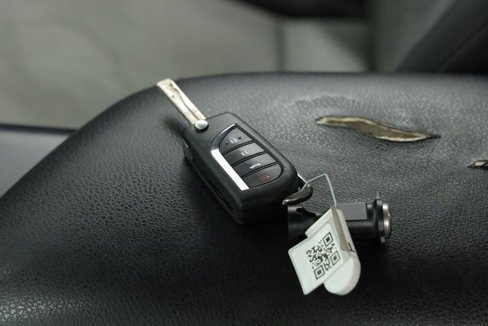 Used 2020 Toyota Camry LE image 26