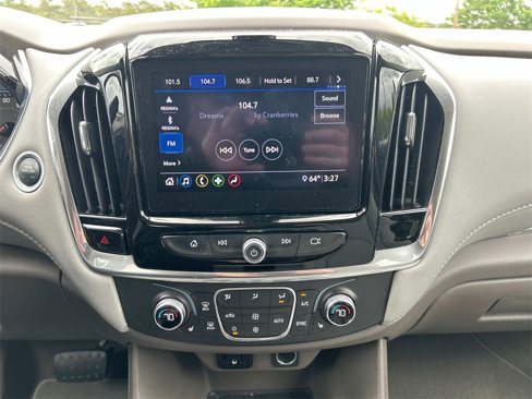 Used 2020 Chevrolet Traverse LT image 24