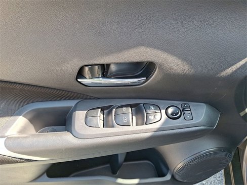 Used 2024 Nissan Kicks SV w/ Interior Electronics Package image 10