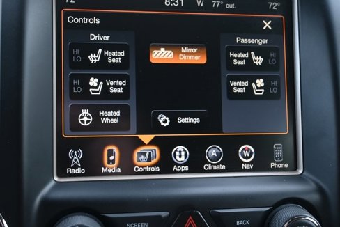 Used 2015 Jeep Grand Cherokee Summit image 19