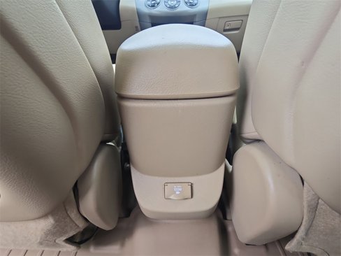 Used 2010 Toyota RAV4 Limited image 22
