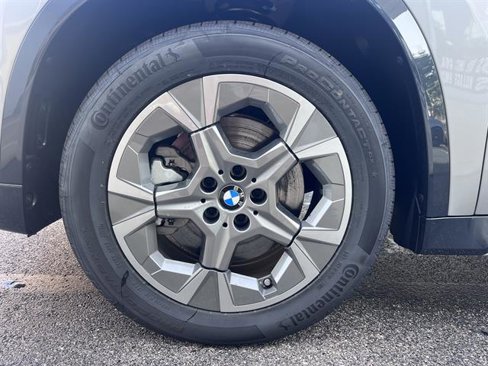 New 2025 BMW X1 xDrive28i w/ Technology Package image 9