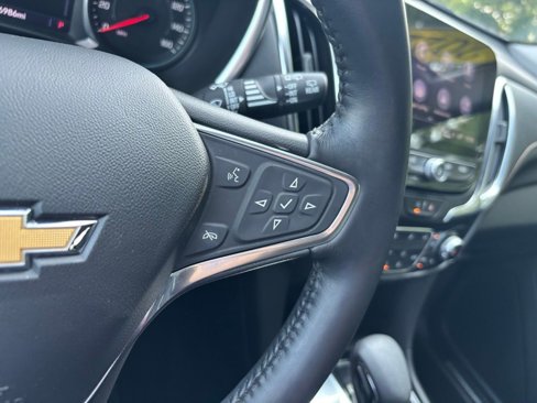 Used 2022 Chevrolet Equinox Premier image 31