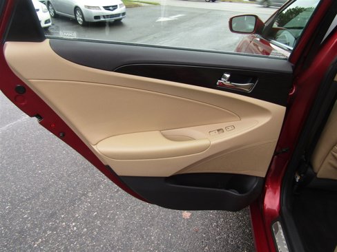 Used 2011 Hyundai Sonata Limited w/ Navigation Pkg 5 image 20