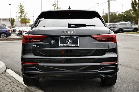 Used 2022 Audi Q3 2.0T Premium w/ Convenience Package image 10