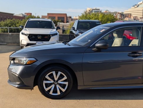 Used 2022 Honda Civic LX image 3