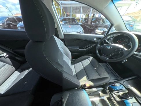 Used 2018 Kia Forte LX w/ LX Popular Package image 27