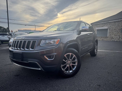 Used 2014 Jeep Grand Cherokee Limited w/ Trailer Tow Group IV image 2