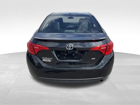 Used 2017 Toyota Corolla SE image 5