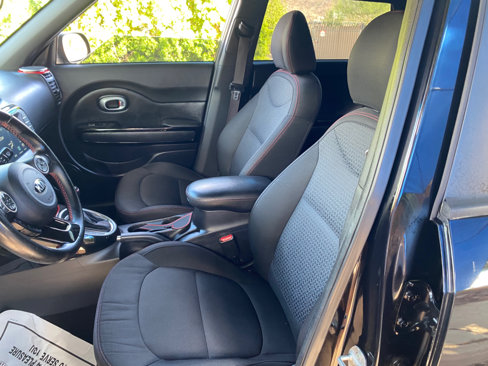 Used 2015 Kia Soul + image 24
