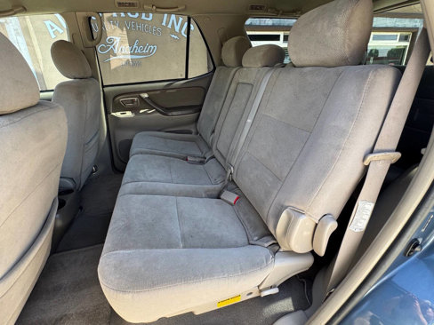 Used 2005 Toyota Sequoia SR5 image 16