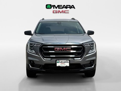 Used 2023 GMC Terrain AT4 image 8
