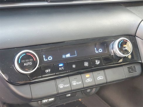 Certified 2023 Hyundai Elantra SEL image 20