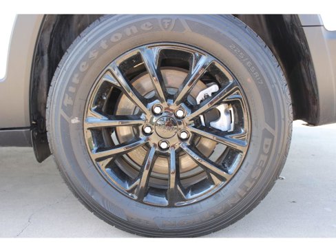 Used 2023 Jeep Cherokee Altitude Lux image 7