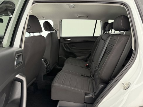 Used 2022 Volkswagen Tiguan S image 15