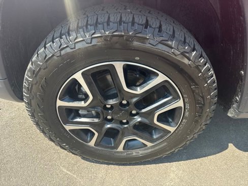 Used 2020 Jeep Compass Trailhawk image 28
