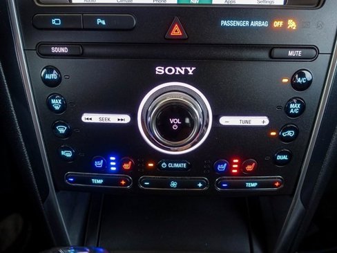 Used 2019 Ford Explorer Limited image 7