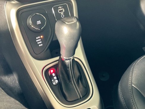 Used 2021 Jeep Compass 80th Special Edition image 18