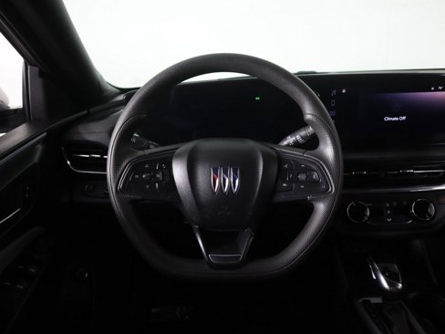 Used 2024 Buick Envista Preferred w/ Convenience II Package image 39