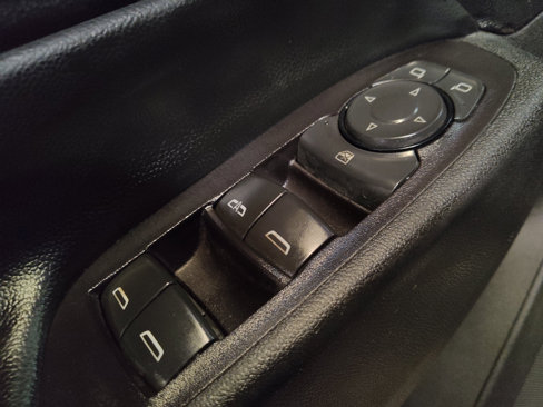 Used 2018 Chevrolet Equinox LT image 27