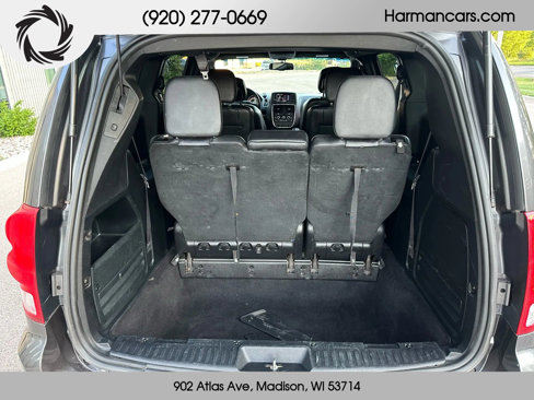 Used 2016 Dodge Grand Caravan SXT image 20