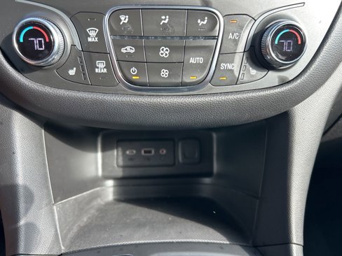 Used 2023 Chevrolet Equinox LT image 11