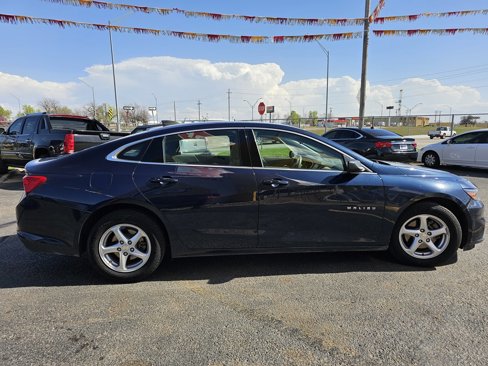 Used 2017 Chevrolet Malibu LS image 29