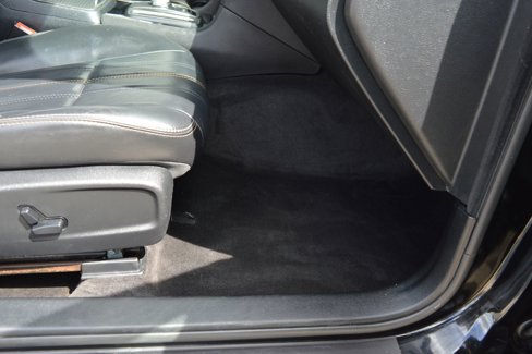 Used 2016 Chrysler 300 S image 20