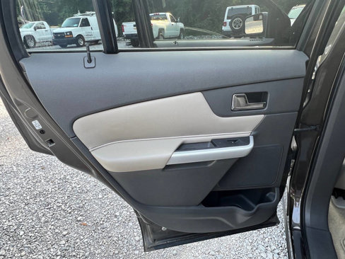 Used 2011 Ford Edge Limited w/ 302A Rapid Spec Order Code image 18