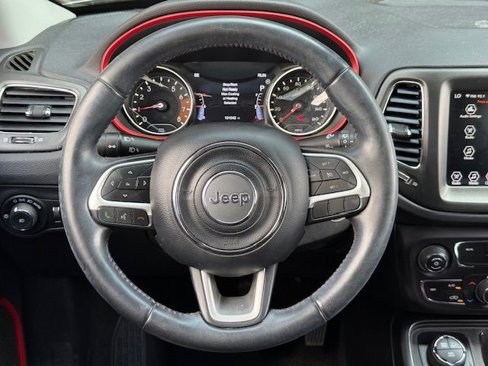 Used 2019 Jeep Compass Trailhawk image 23