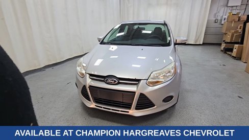 Used 2014 Ford Focus SE w/ SE Winter Package image 3
