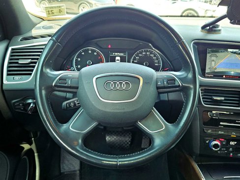 Used 2016 Audi Q5 2.0T Premium Plus w/ Technology Package image 16