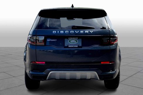 Used 2025 Land Rover Discovery Sport S image 4