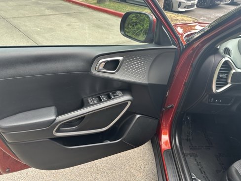 Used 2023 Kia Soul LX w/ Option Group 015 image 15