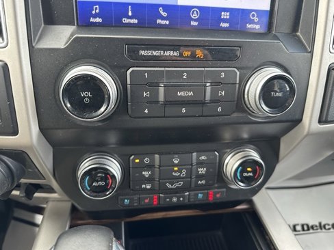Used 2020 Ford F150 Lariat w/ Equipment Group 502A Luxury image 33
