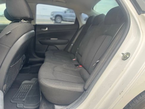 Used 2019 Kia Optima LX w/ LX 17" Wheel Package image 13
