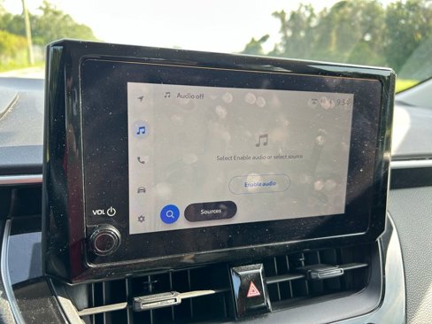 Used 2023 Toyota Corolla LE image 22