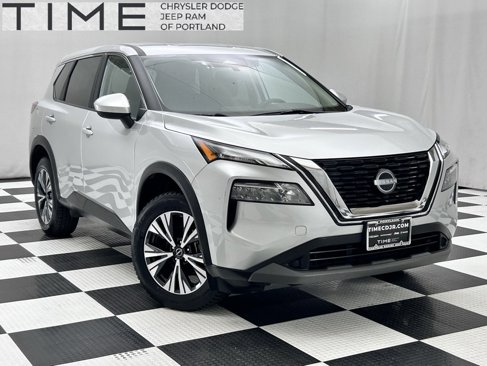 Used 2023 Nissan Rogue SV image 1