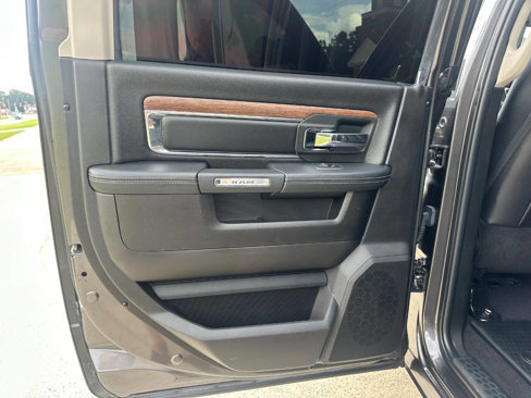 Used 2018 RAM 2500 Laramie image 16
