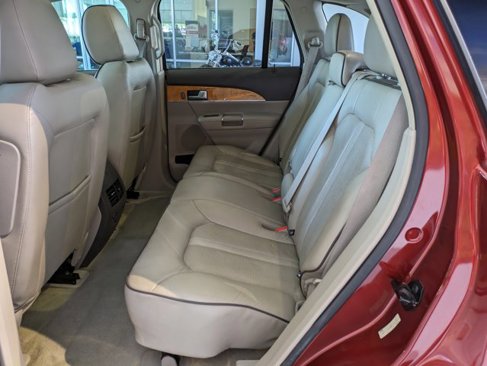 Used 2014 Lincoln MKX FWD w/ Equipment Group 102A image 20