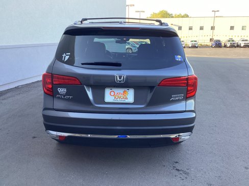 Used 2016 Honda Pilot Touring image 28
