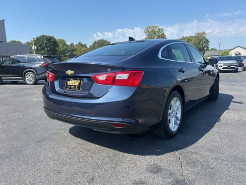 Used 2016 Chevrolet Malibu LT image 3