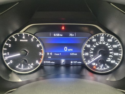 Used 2019 Nissan Murano S image 23