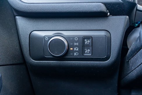 Used 2021 Ford Escape SE image 19