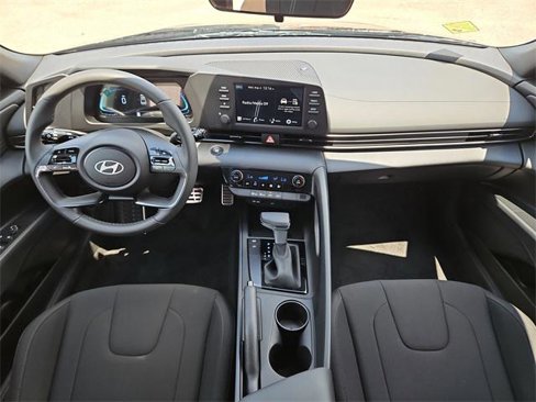 New 2025 Hyundai Elantra Sport image 8
