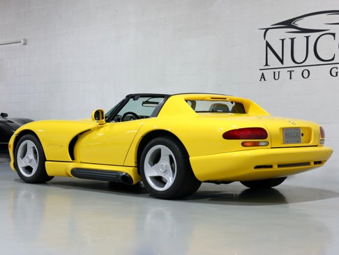 Used 1995 Dodge Viper RT/10 image 36