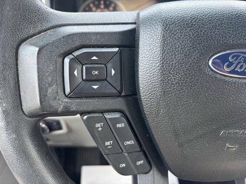 Used 2015 Ford F150 XLT image 25